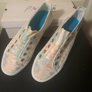 Blowfish Malibu Sneakers Size 10